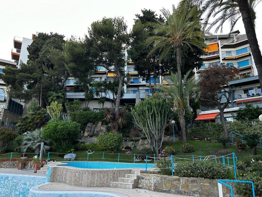 Dedelollo'S Home Sanremo Esterno foto